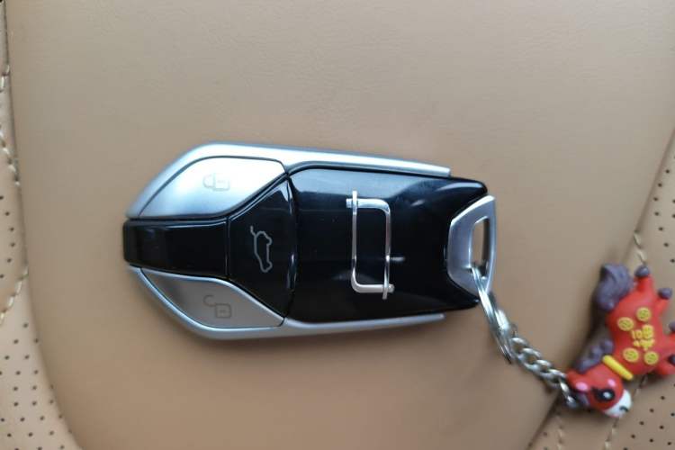 Used Bestune Yueyi 07 2025 210km Leisure Edition Vehicle Key