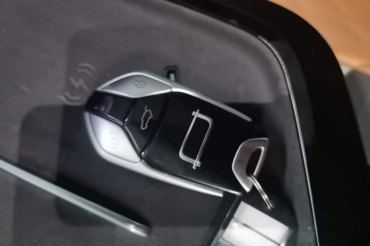 Used Bestune Yueyi 07 2025 210km Leisure Edition Vehicle Key