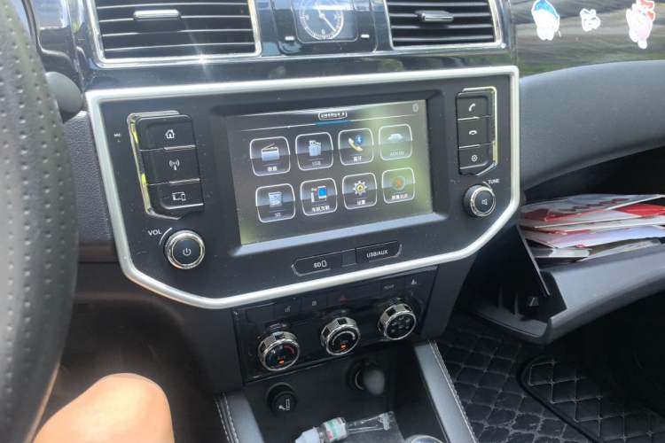 Used Bisu M3 2017 1.5L Luxury Model Audio And AC Panel