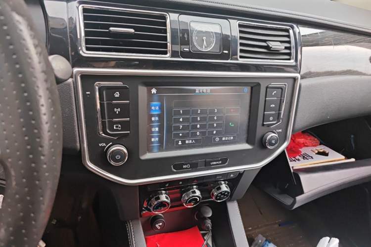 Used Bisu M3 2017 1.5L Luxury Model Audio And AC Panel