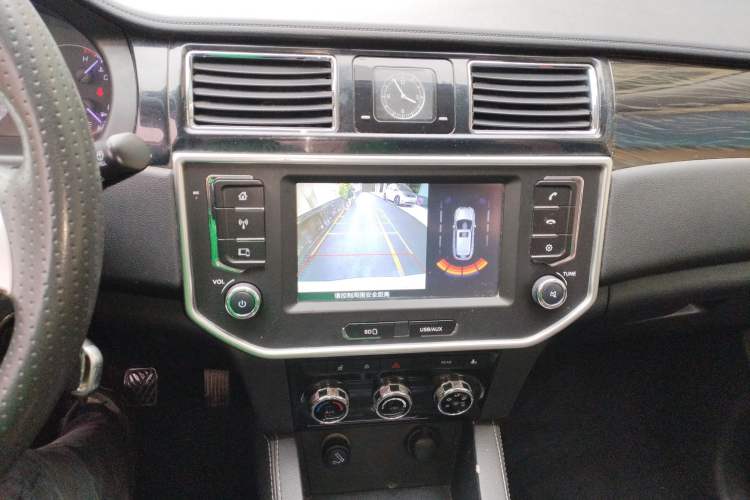 Used Bisu M3 2017 1.5L Luxury Model Audio And AC Panel