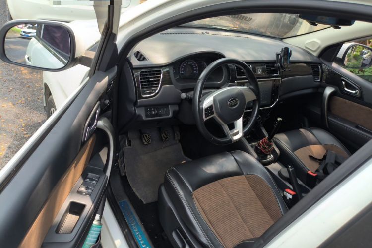 Used Bisu M3 2017 1.5L Luxury Model Driver Seat