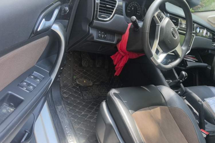 Used Bisu M3 2017 1.5L Luxury Model Driver Seat