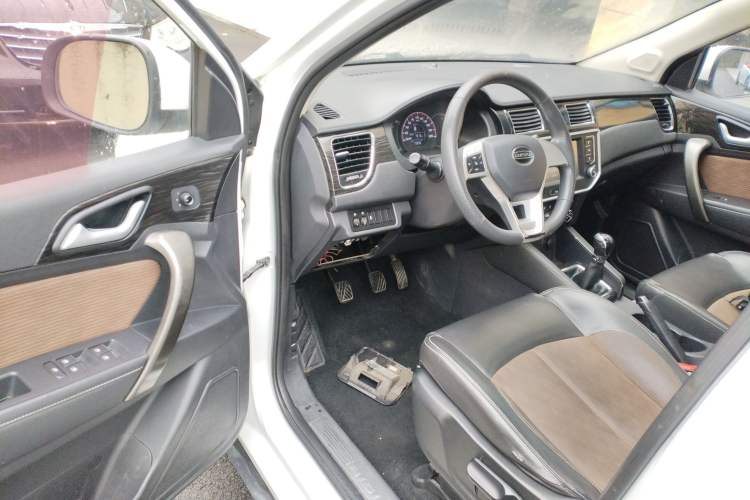 Used Bisu M3 2017 1.5L Luxury Model Driver Seat