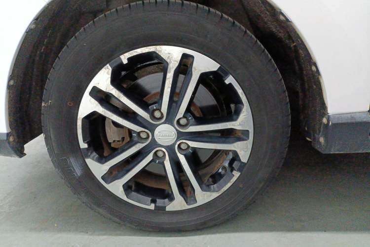 Used Bisu M3 2017 1.5L Luxury Model Exterior 6