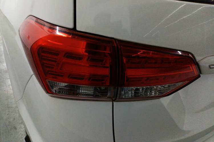 Used Bisu M3 2017 1.5L Luxury Model Exterior 8