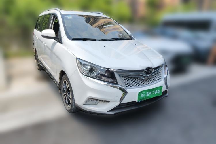 Used Bisu M3 2017 1.5L Luxury Model Front Right 45 Deg