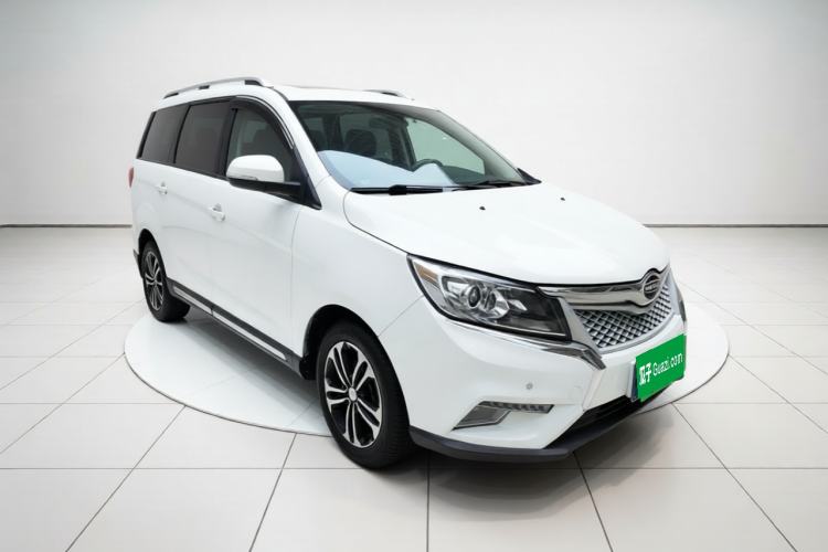 Used Bisu M3 2017 1.5L Luxury Model Front Right 45 Deg
