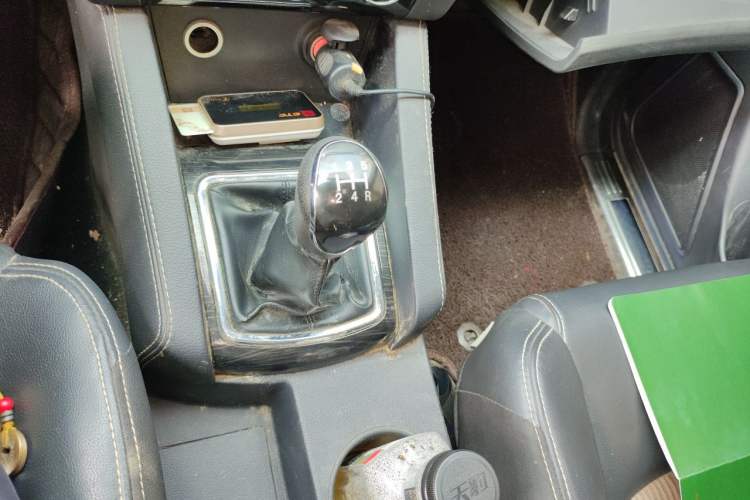 Used Bisu M3 2017 1.5L Luxury Model Gear Lever