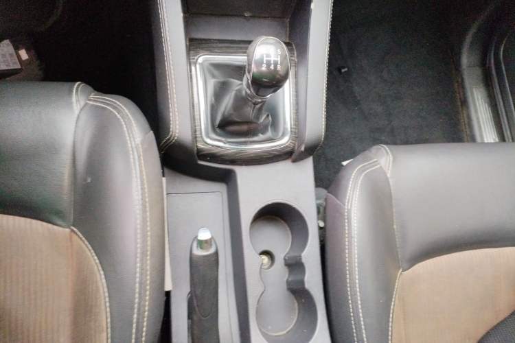 Used Bisu M3 2017 1.5L Luxury Model Gear Lever