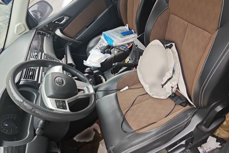 Used Bisu M3 2017 1.5L Luxury Model Left Front Seat