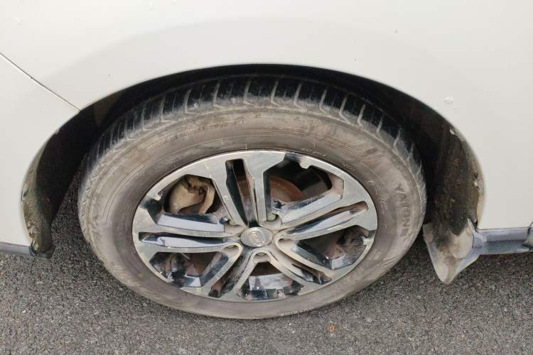 Used Bisu M3 2017 1.5L Luxury Model Left Front Wheel Hub