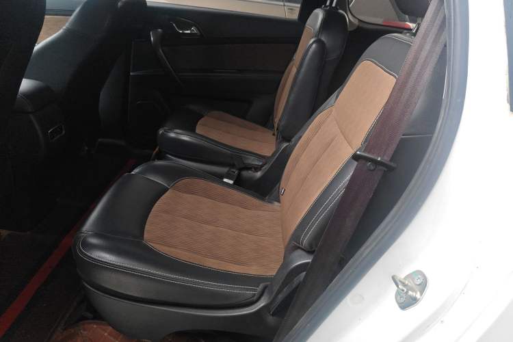 Used Bisu M3 2017 1.5L Luxury Model Left Rear Seat