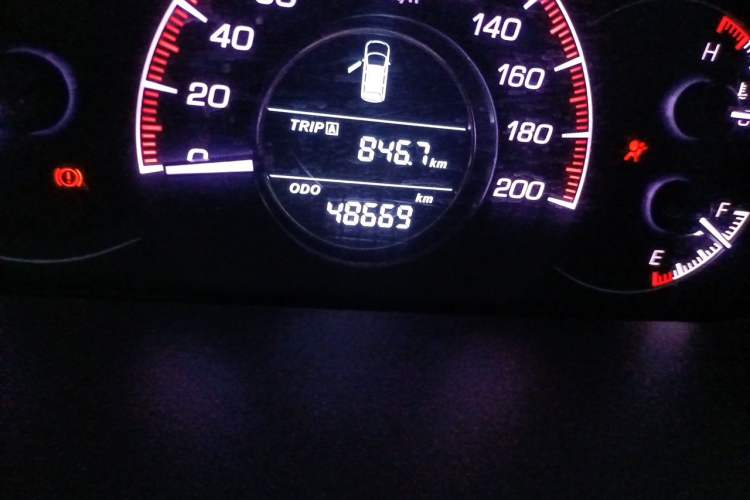 Used Bisu M3 2017 1.5L Luxury Model Odometer Close Up