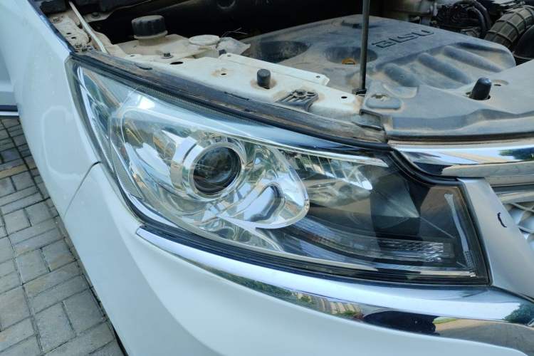 Used Bisu M3 2017 1.5L Luxury Model Right Front Headlight