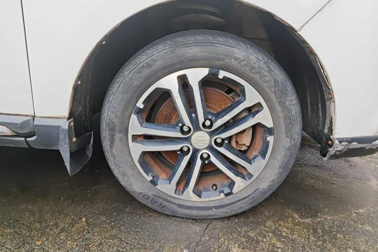 Used Bisu M3 2017 1.5L Luxury Model Right Front Wheel Hub