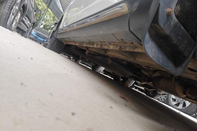 Used Bisu M3 2017 1.5L Luxury Model Right Side Sill