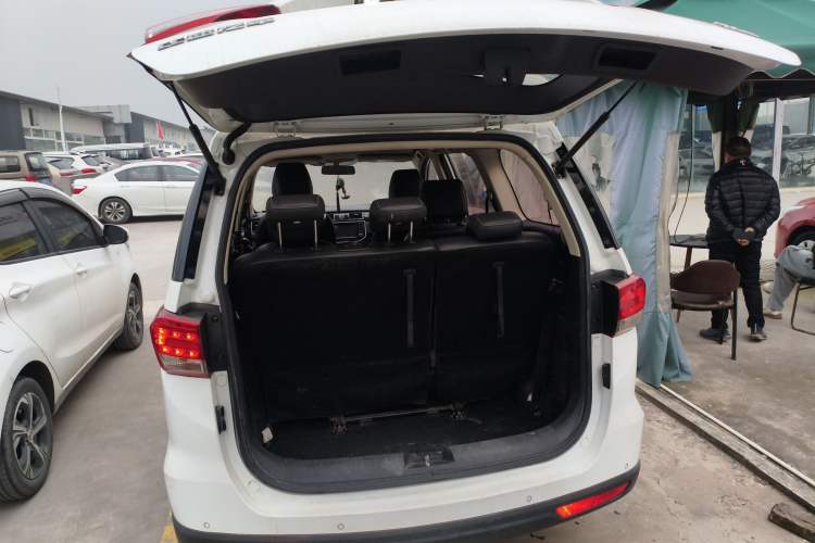 Used Bisu M3 2017 1.5L Luxury Model Trunk