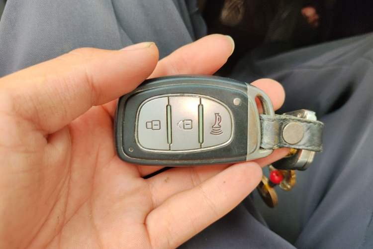 Used Bisu M3 2017 1.5L Luxury Model Vehicle Key