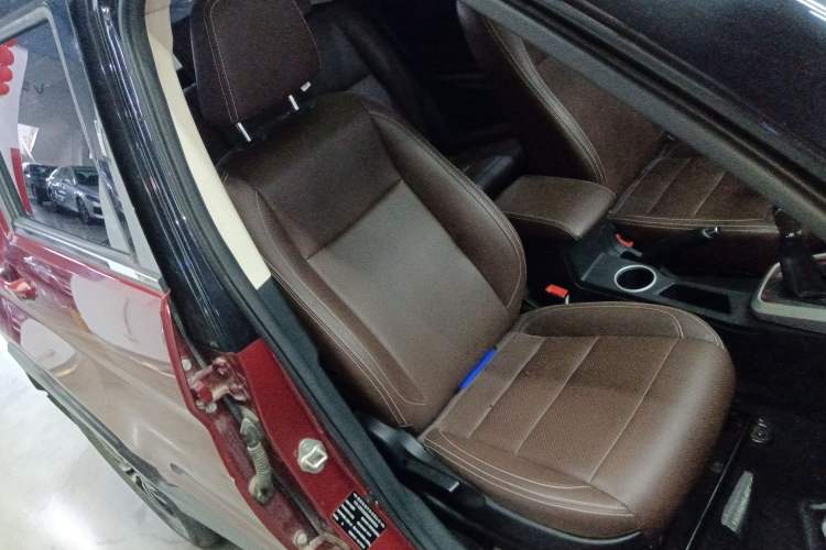 Used Bisu T3 2017 1.3T Manual Luxury Model Right Front Seat