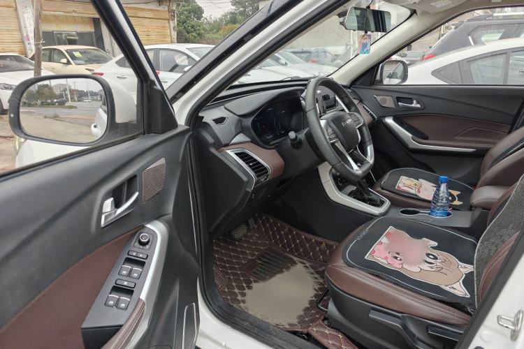 Used Bisu T3 2017 1.3T CVT Luxury Model Interior 4