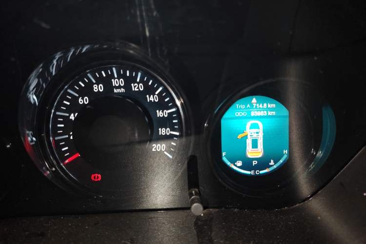 Used Bisu T3 2017 1.3T CVT Luxury Model Odometer Close Up