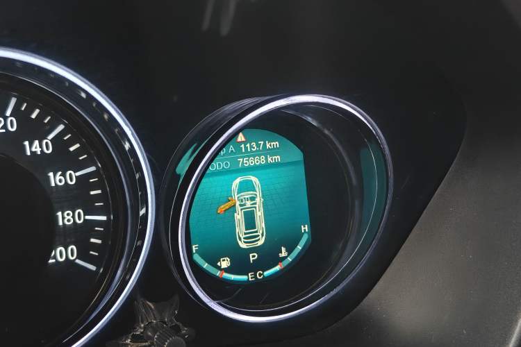 Used Bisu T3 2017 1.3T CVT Luxury Model Odometer Close Up