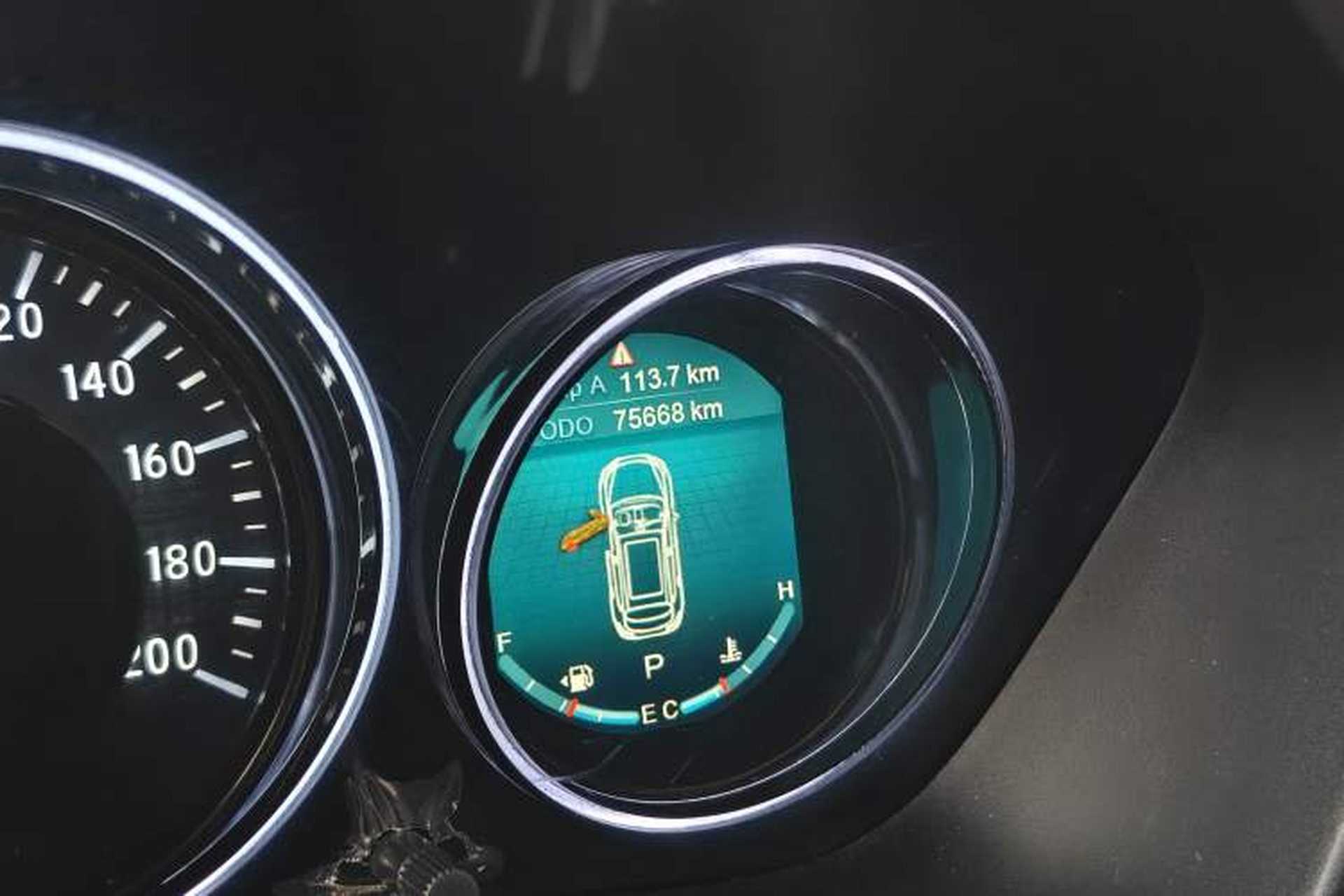 Used Bisu T3 2017 1.3T CVT Luxury Model Odometer Close Up