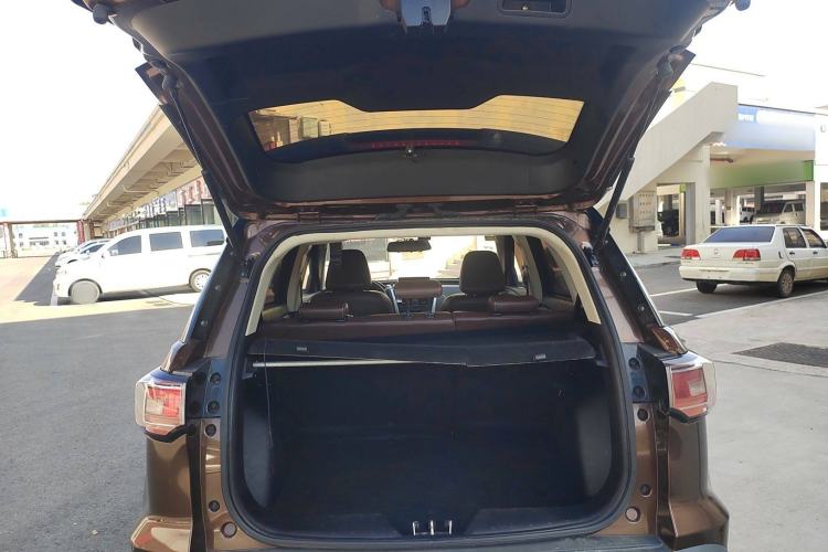 Used Bisu T3 2017 1.3T CVT Luxury Model Trunk