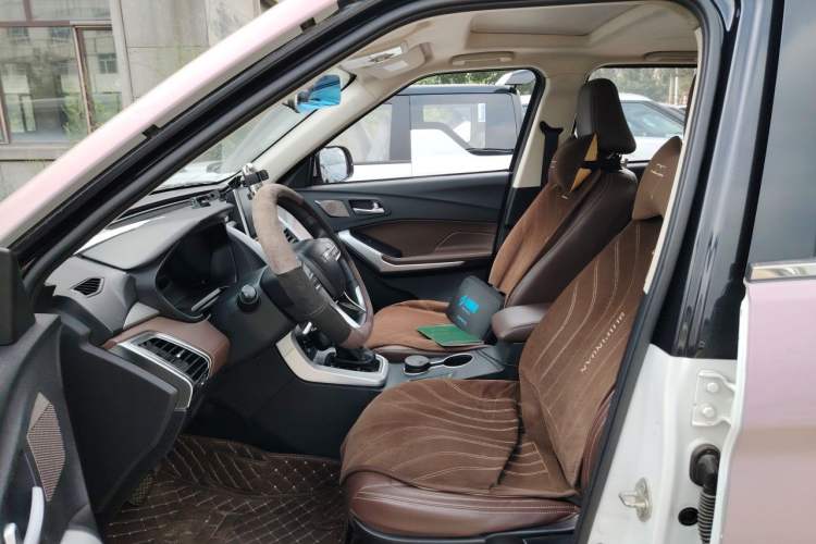 Used Bisu T3 2017 1.3T CVT Luxury Model Left Front Seat