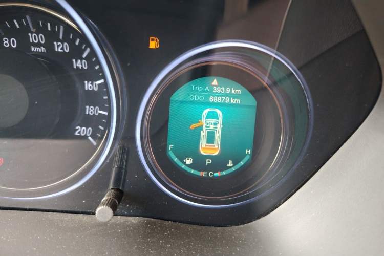 Used Bisu T3 2017 1.3T CVT Luxury Model Odometer Close Up