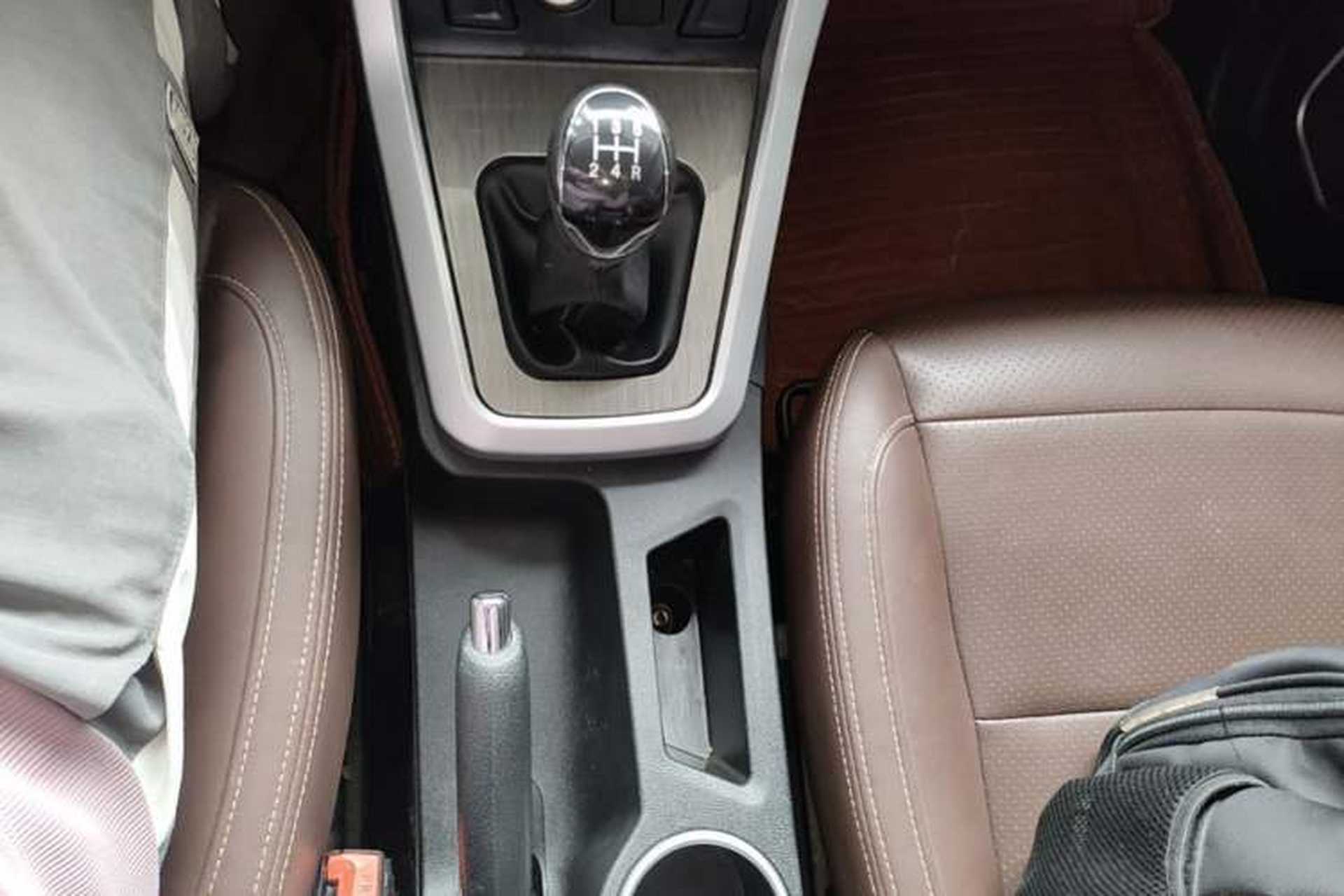 Used Bisu T3 2017 1.3T Manual Luxury Model Gear Lever