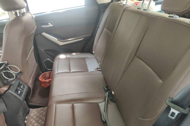 Used Bisu T3 2017 1.3T Manual Luxury Model Interior 4
