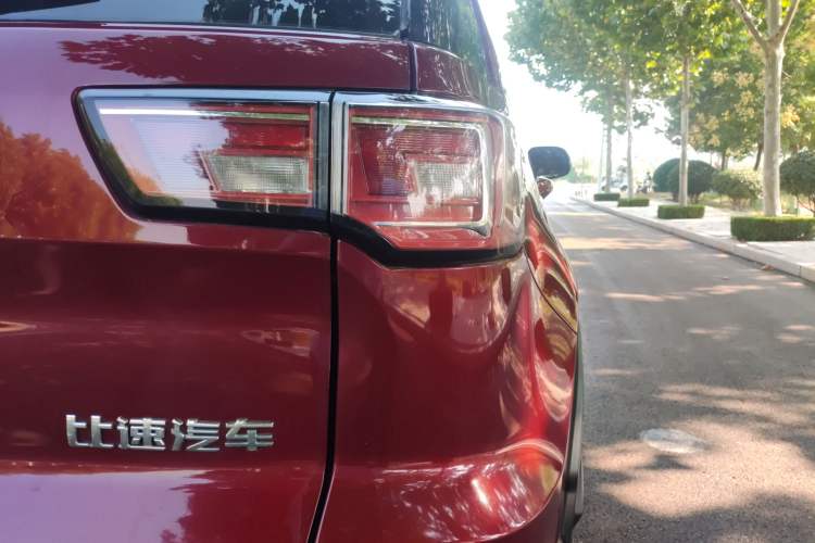 Used Bisu T3 2017 1.3T CVT Flagship Model Right Rear Taillight