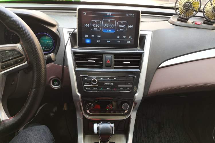 Used Bisu T3 2017 1.3T CVT Luxury Model Audio And AC Panel