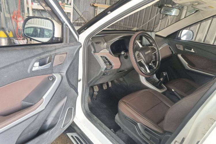 Used Bisu T3 2017 1.3T Manual Luxury Model Driver Seat