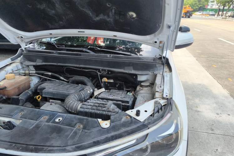 Used Bisu T3 2017 1.3T Manual Luxury Model Engine Bay Left
