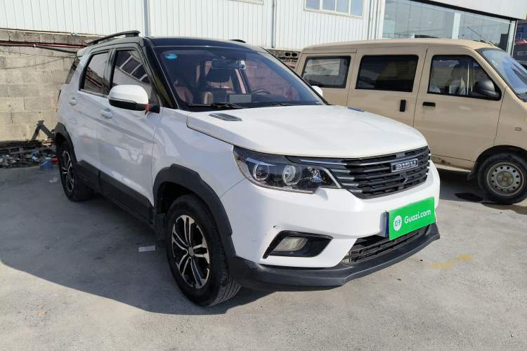Used Bisu T3 2017 1.3T CVT Luxury Model Front Right 45 Deg