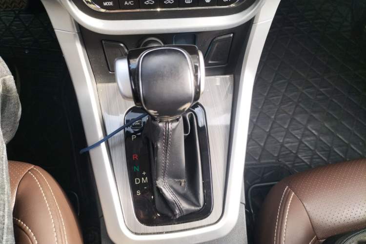 Used Bisu T3 2017 1.3T CVT Luxury Model Gear Lever