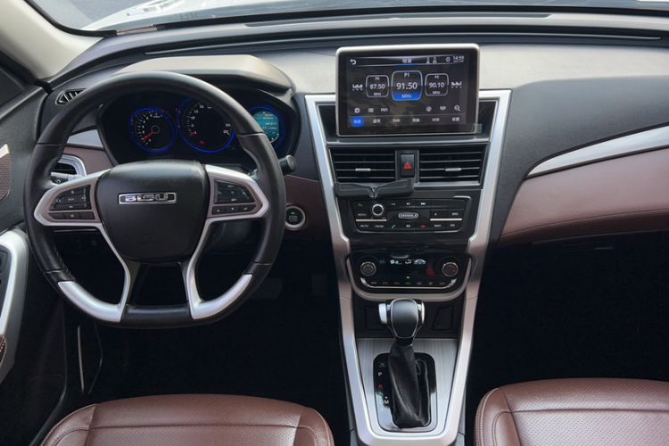Used Bisu T3 2017 1.3T CVT Flagship Model Interior 2
