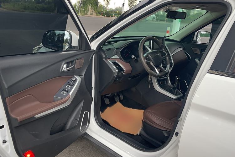 Used Bisu T3 2017 1.3T Manual Comfort Version Interior 2