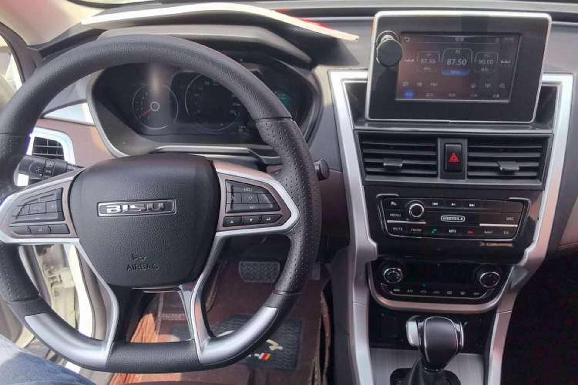 Used Bisu T3 2017 1.3T CVT Luxury Model Interior 3
