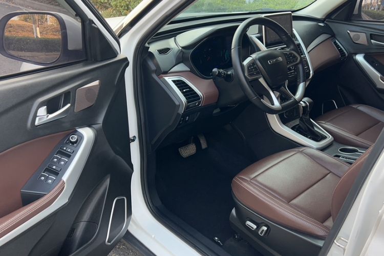 Used Bisu T3 2017 1.3T CVT Flagship Model Interior 3