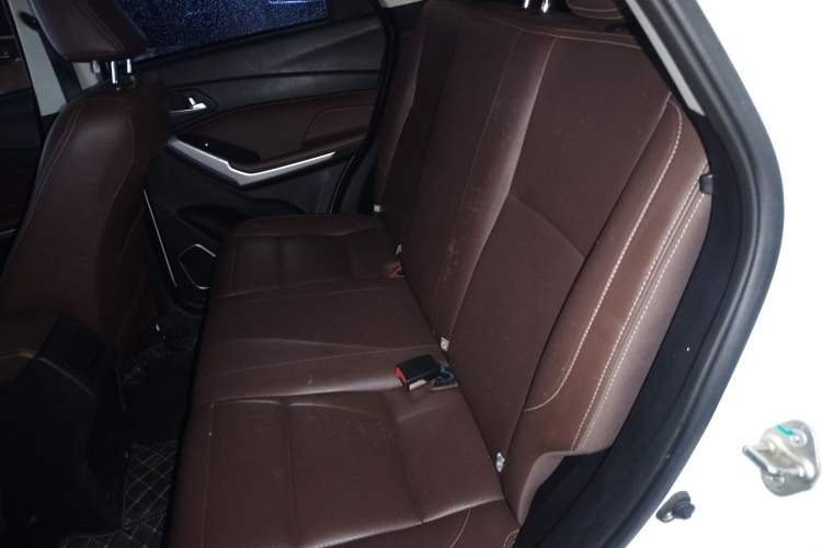 Used Bisu T3 2017 1.3T CVT Luxury Model Interior 4