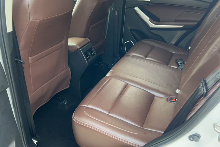 Used Bisu T3 2017 1.3T CVT Flagship Model Interior 4