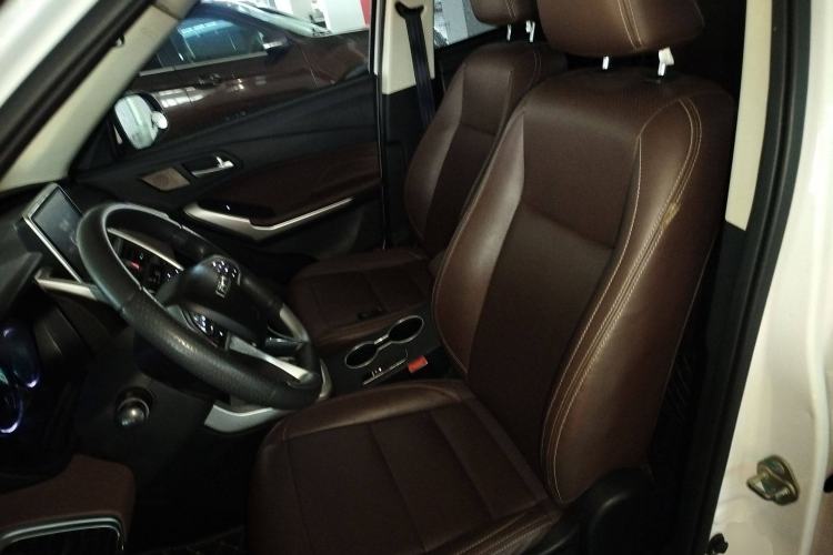 Used Bisu T3 2017 1.3T CVT Luxury Model Left Front Seat