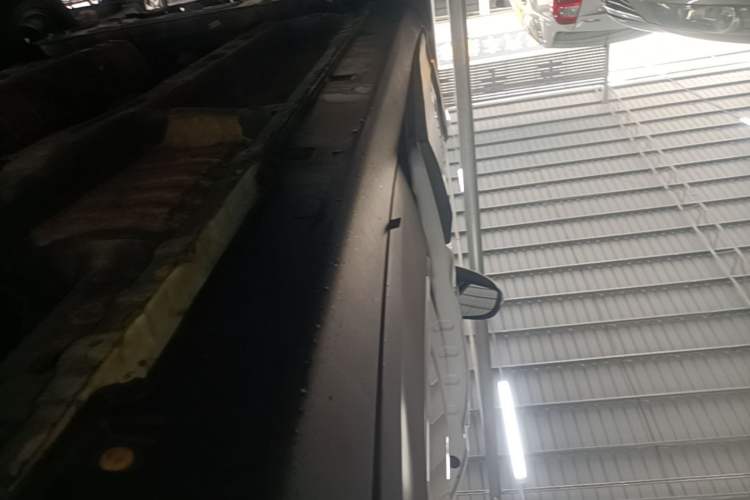 Used Bisu T3 2017 1.3T CVT Luxury Model Left Side Sill