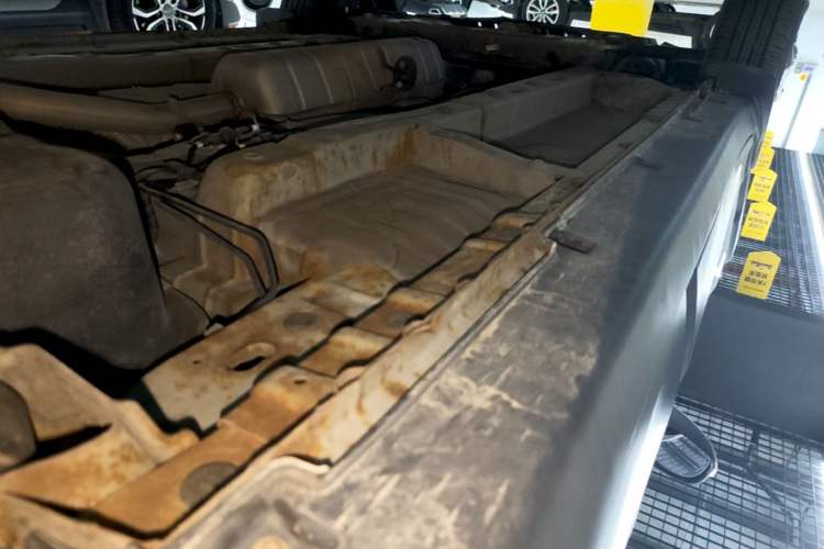 Used Bisu T3 2017 1.3T CVT Luxury Model Left Side Sill