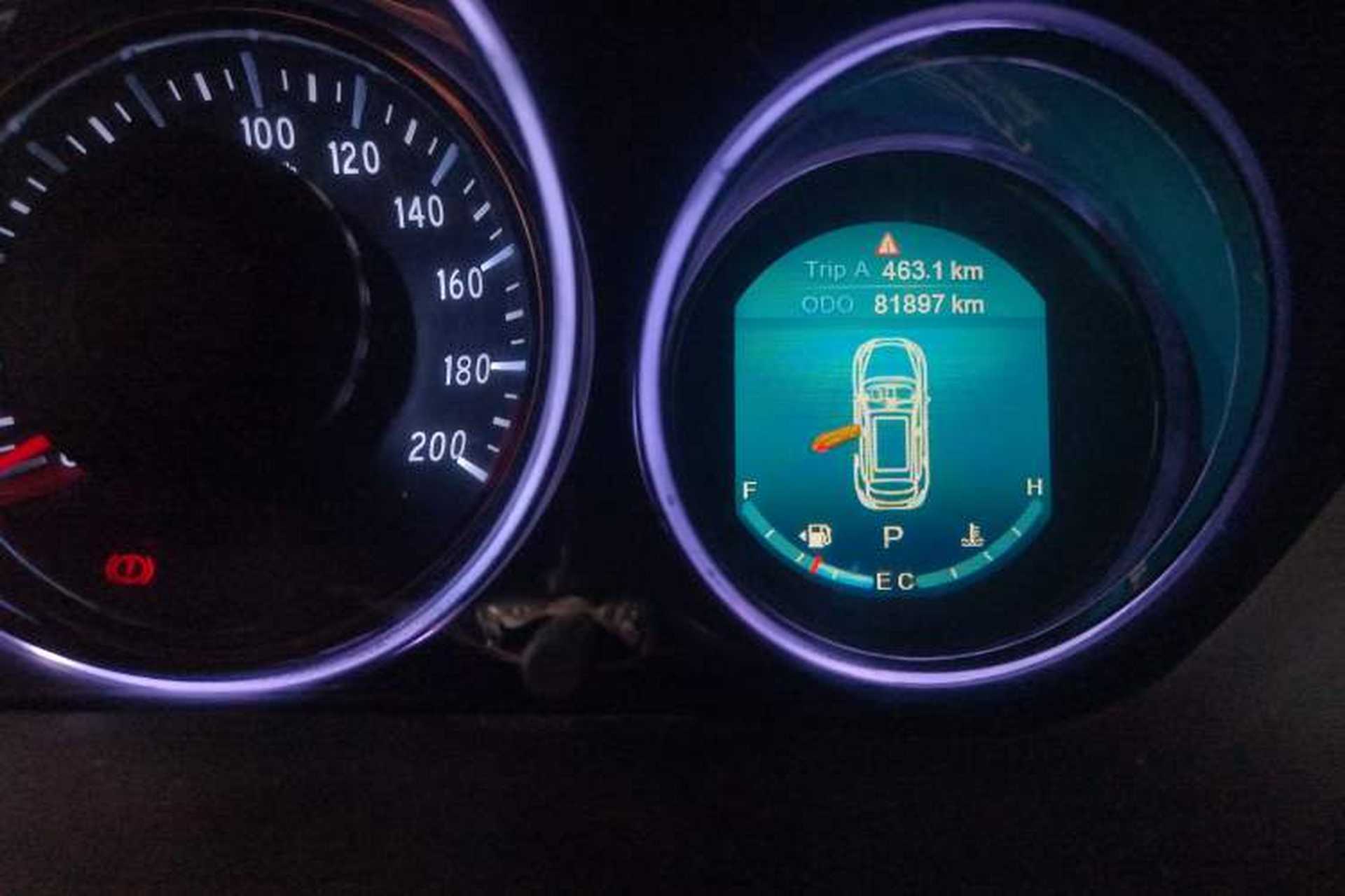Used Bisu T3 2017 1.3T CVT Luxury Model Odometer Close Up