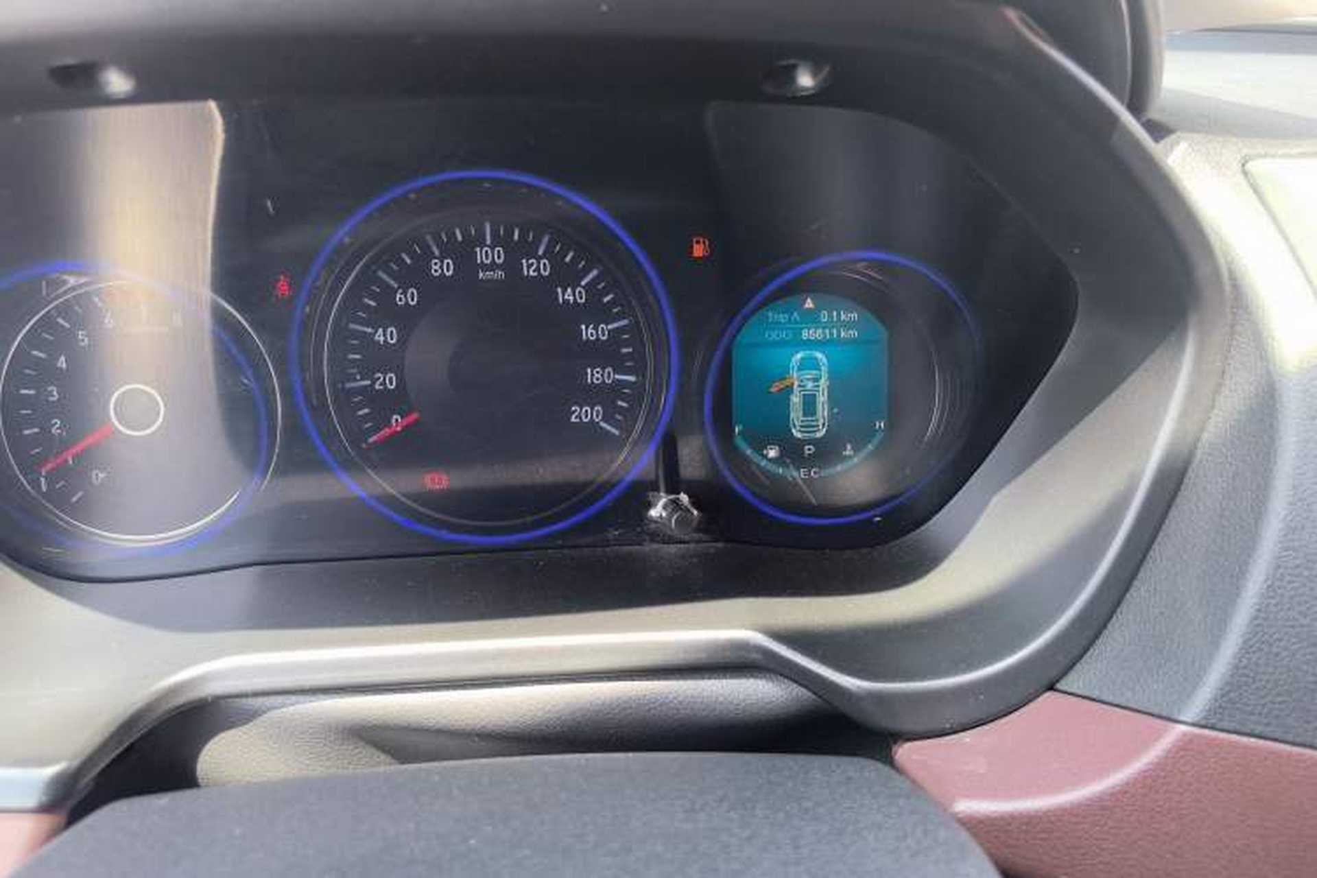 Used Bisu T3 2017 1.3T CVT Luxury Model Odometer Close Up